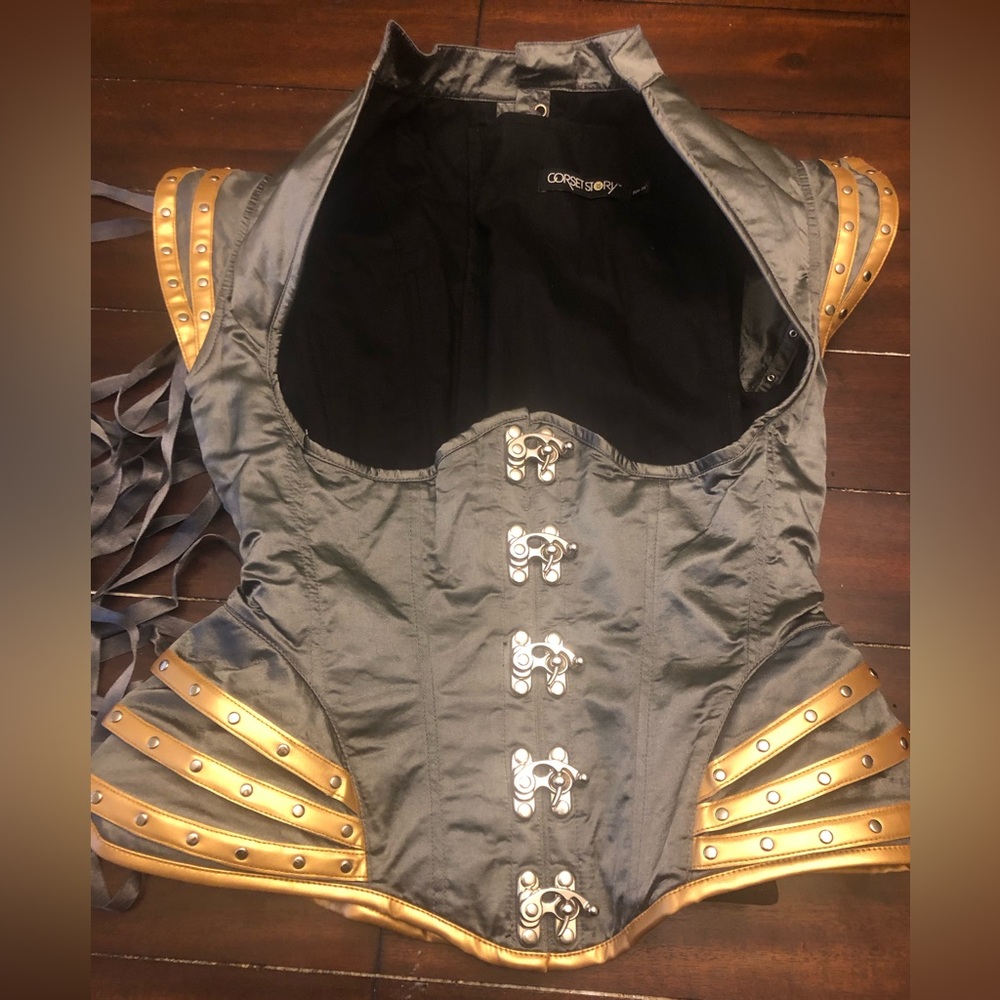 Corsetstory Astro-pinup underbust corset in silver and gold, 34” closure